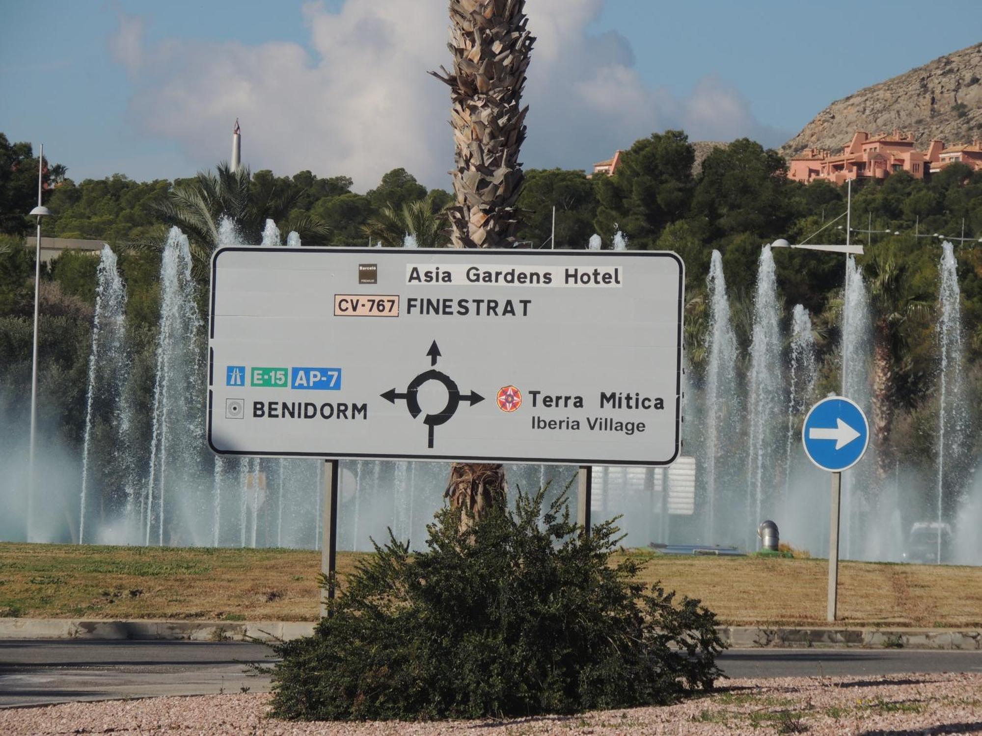 Sierra Cortina Resort Финестрат Экстерьер фото